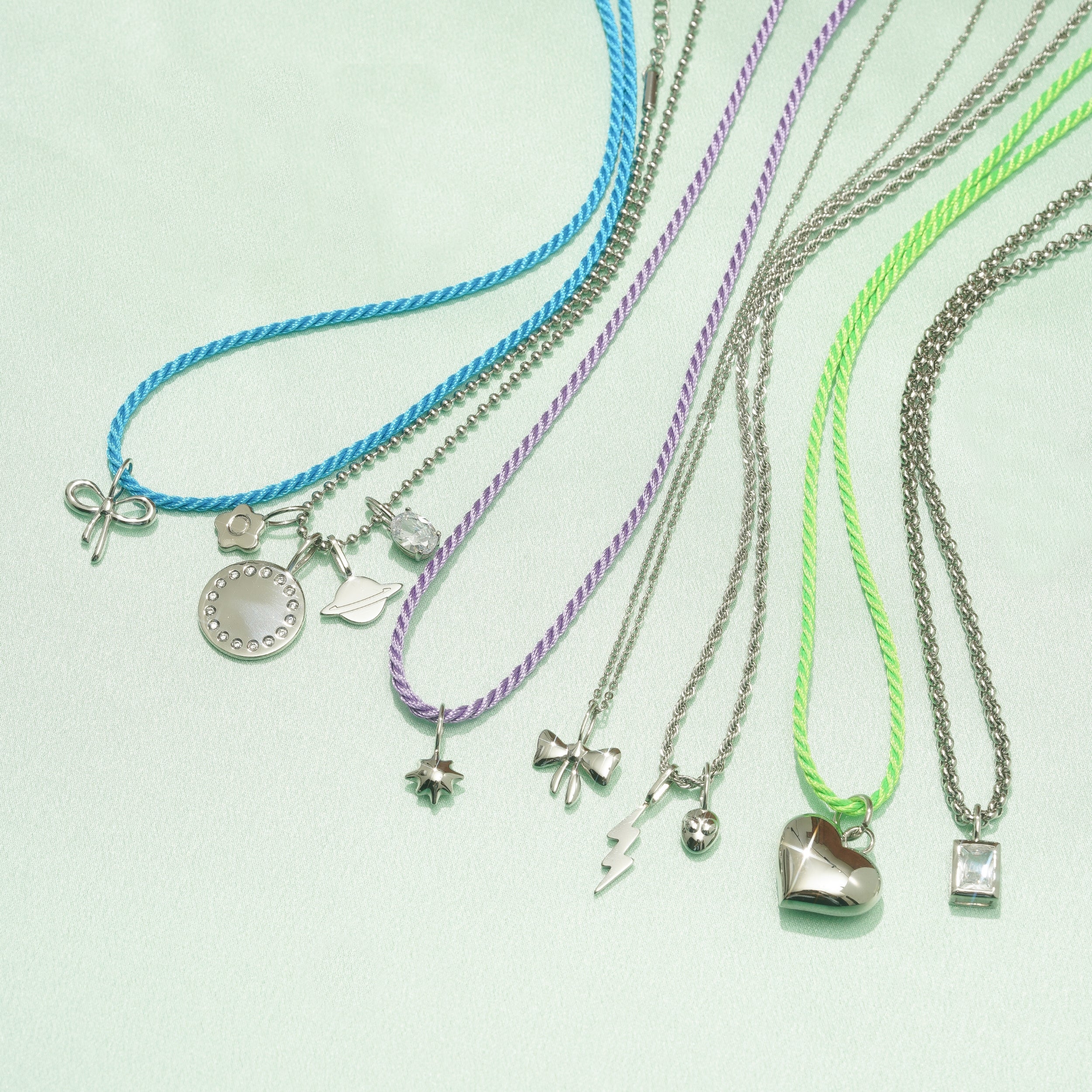 Alien Puffy Pendant - (Single) - Image 6