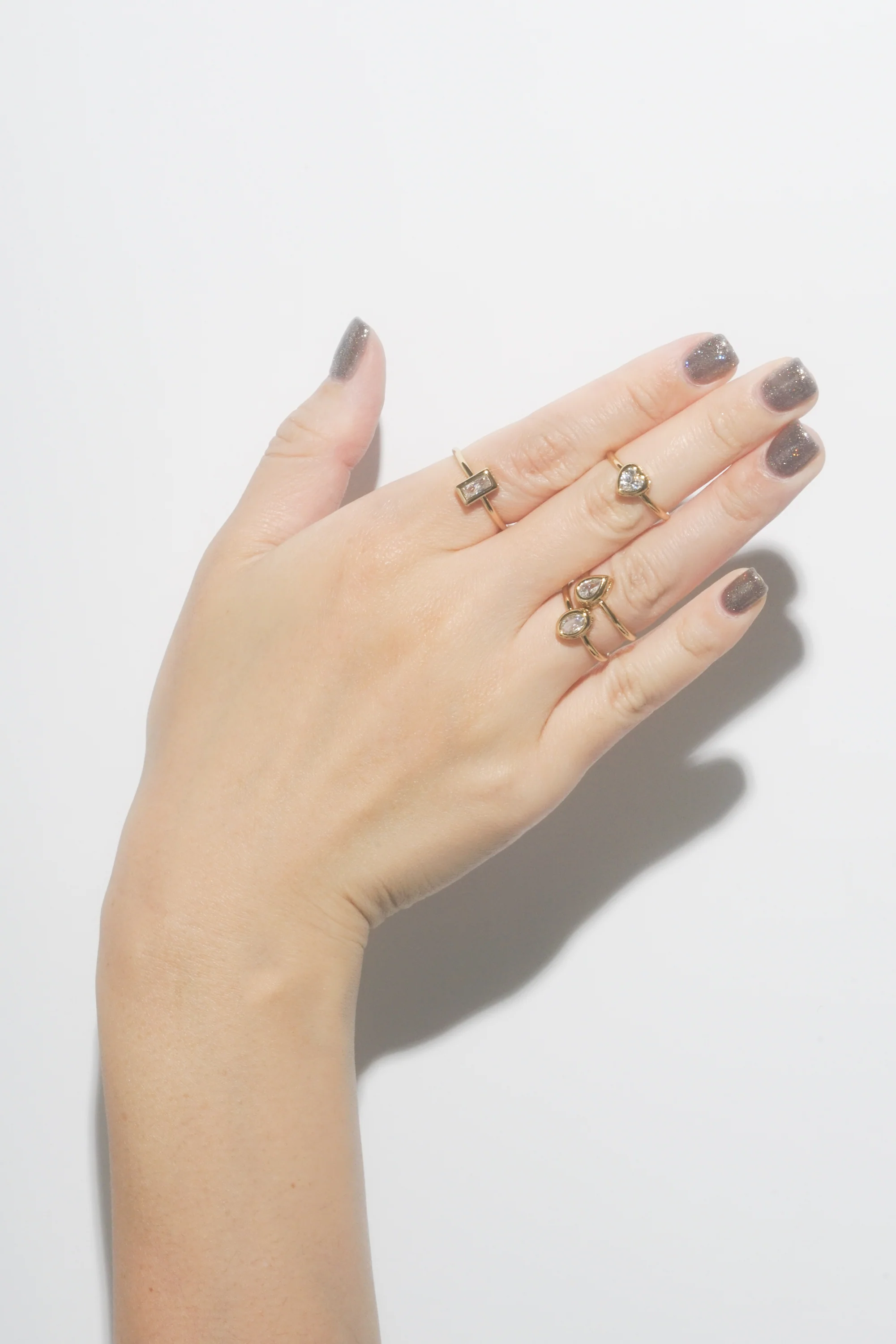 Diamante Heart Bezel Ring - Image 3