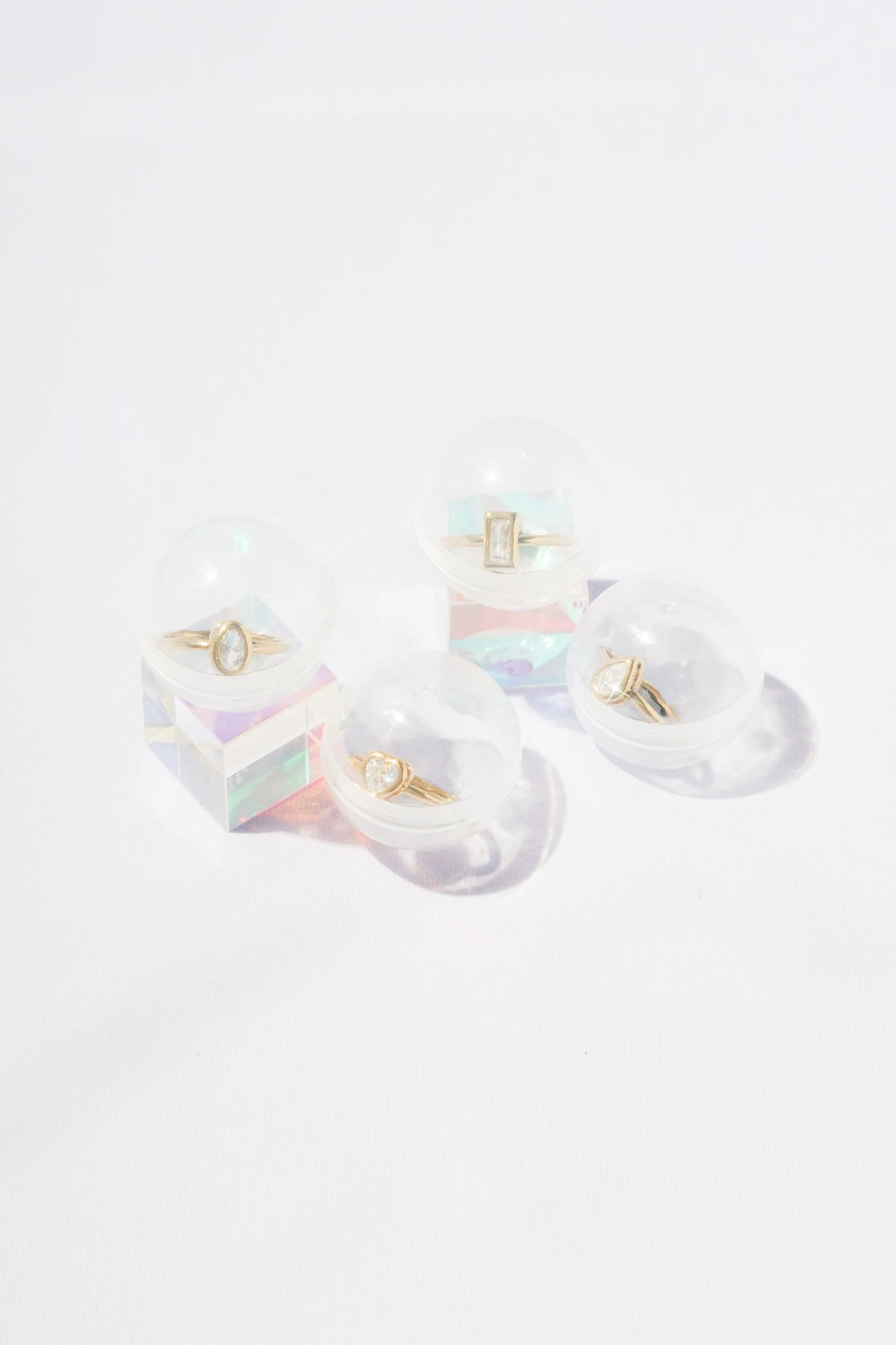 Diamante Oval Bezel Ring - Image 14
