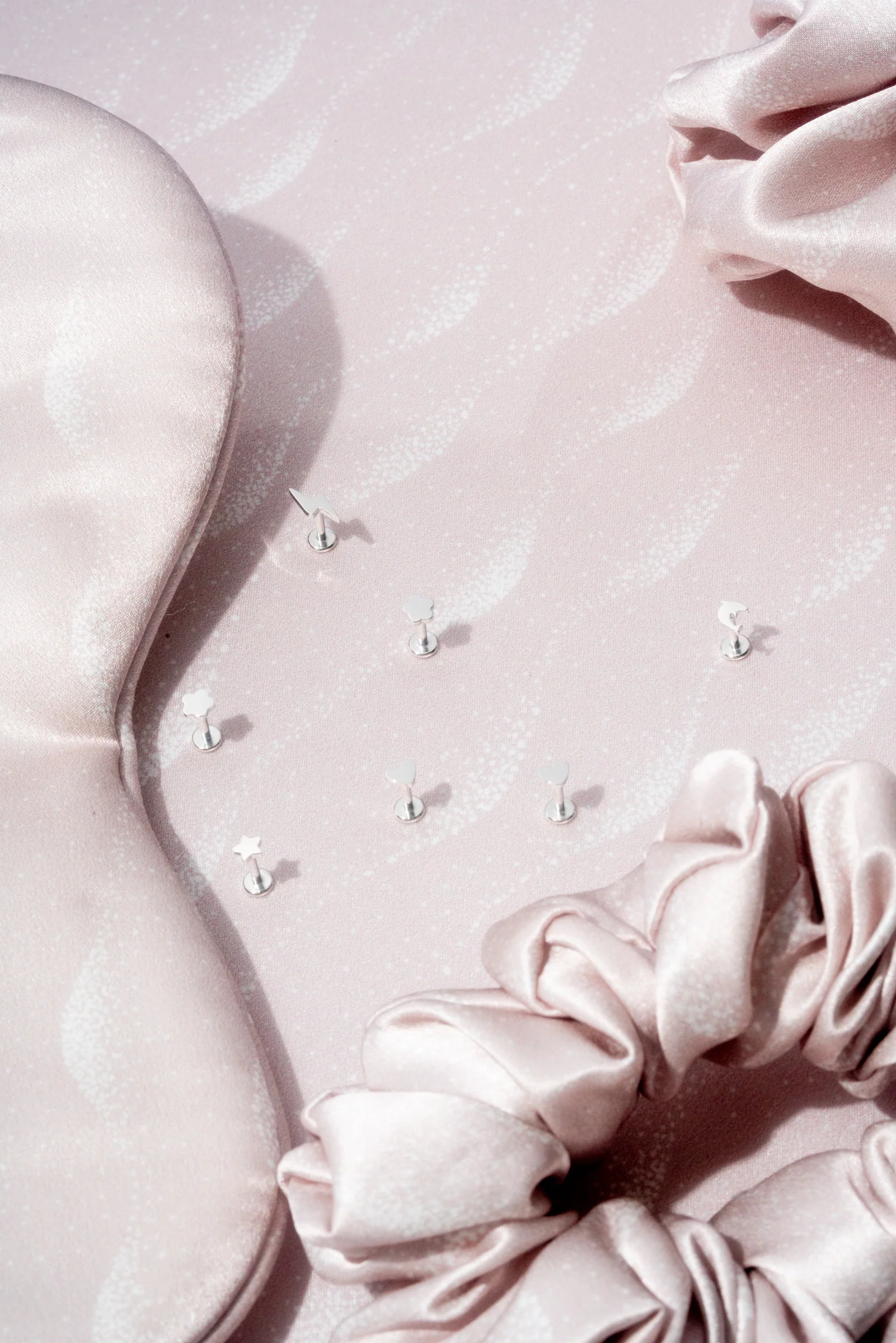 Flower Threaded Flat Back Studs (Pair) - Image 9