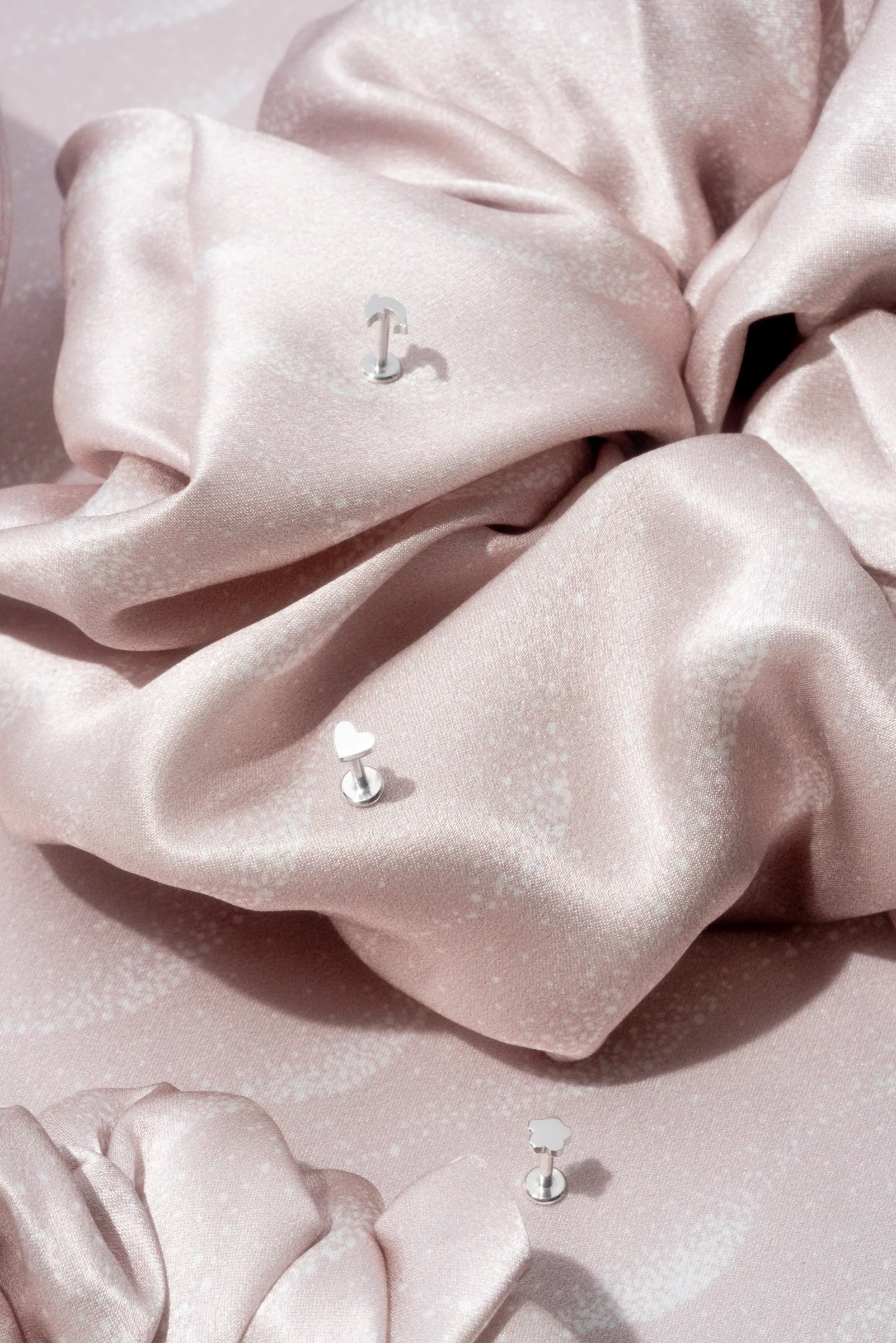 Heart Threaded Flat Back Stud (Single) - Image 12