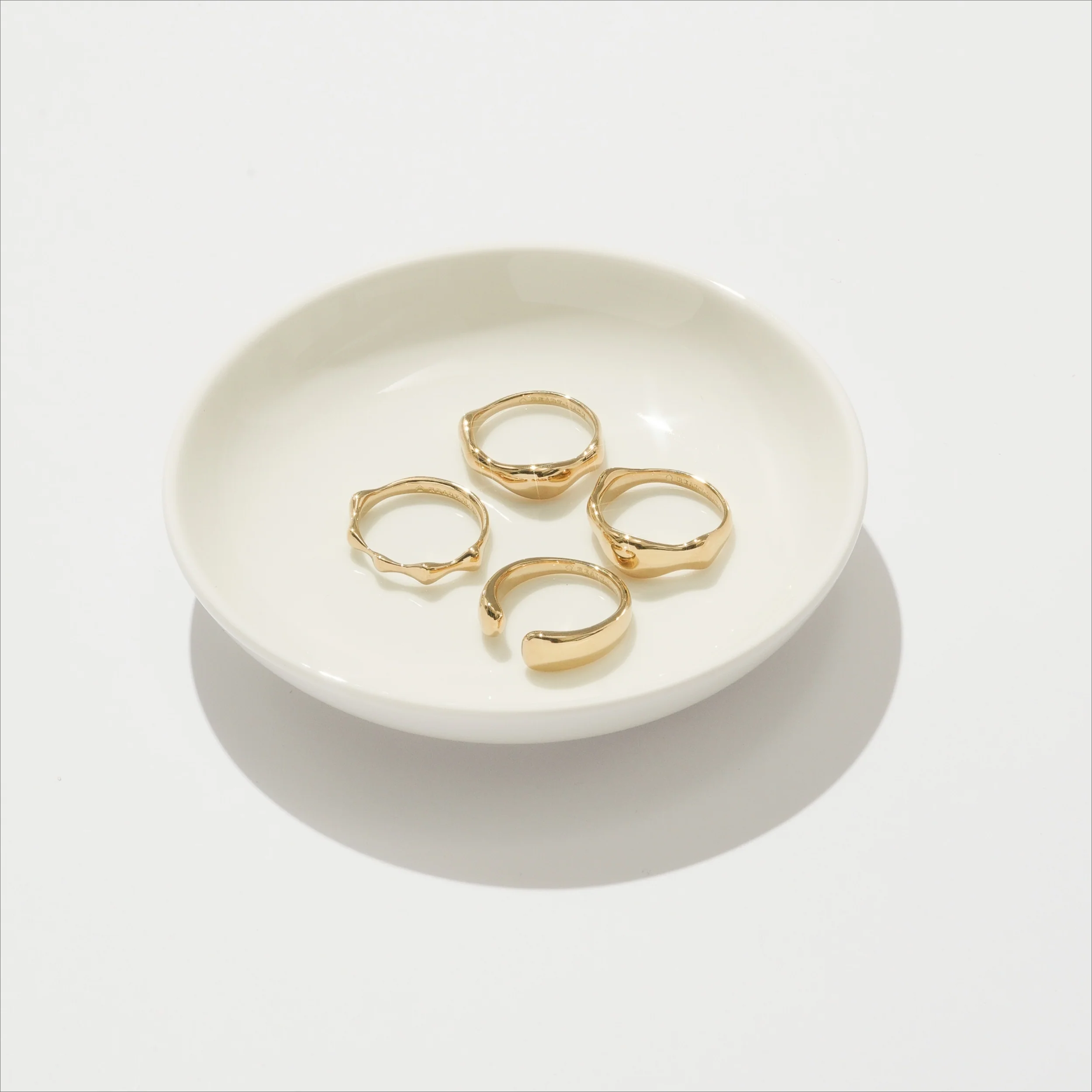 Huggie Blobbi Ring - Image 4