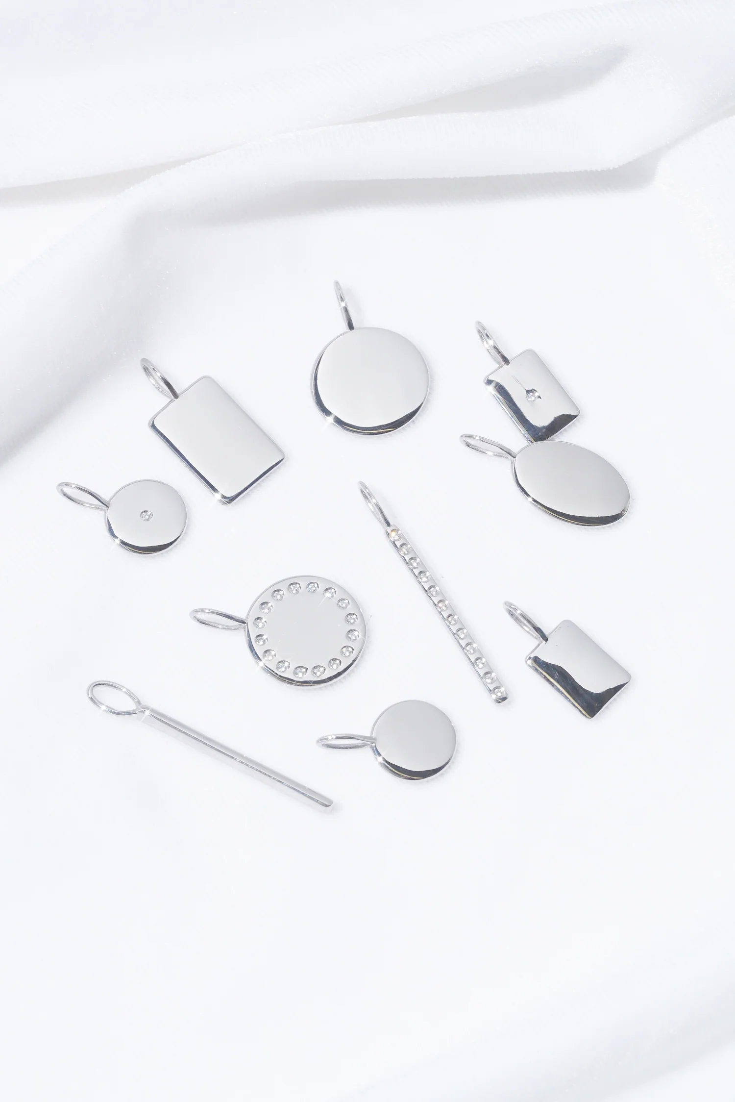 Liquid Circle Dot Pendant - Image 12