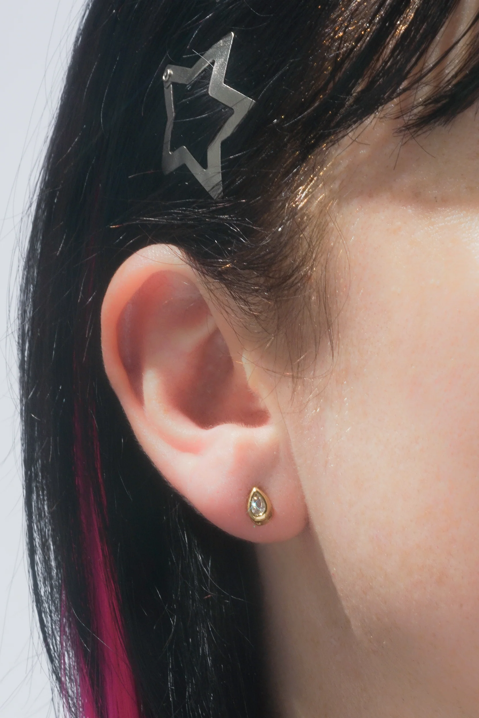 Teardrop Bezel Studs (Pair) - Image 5