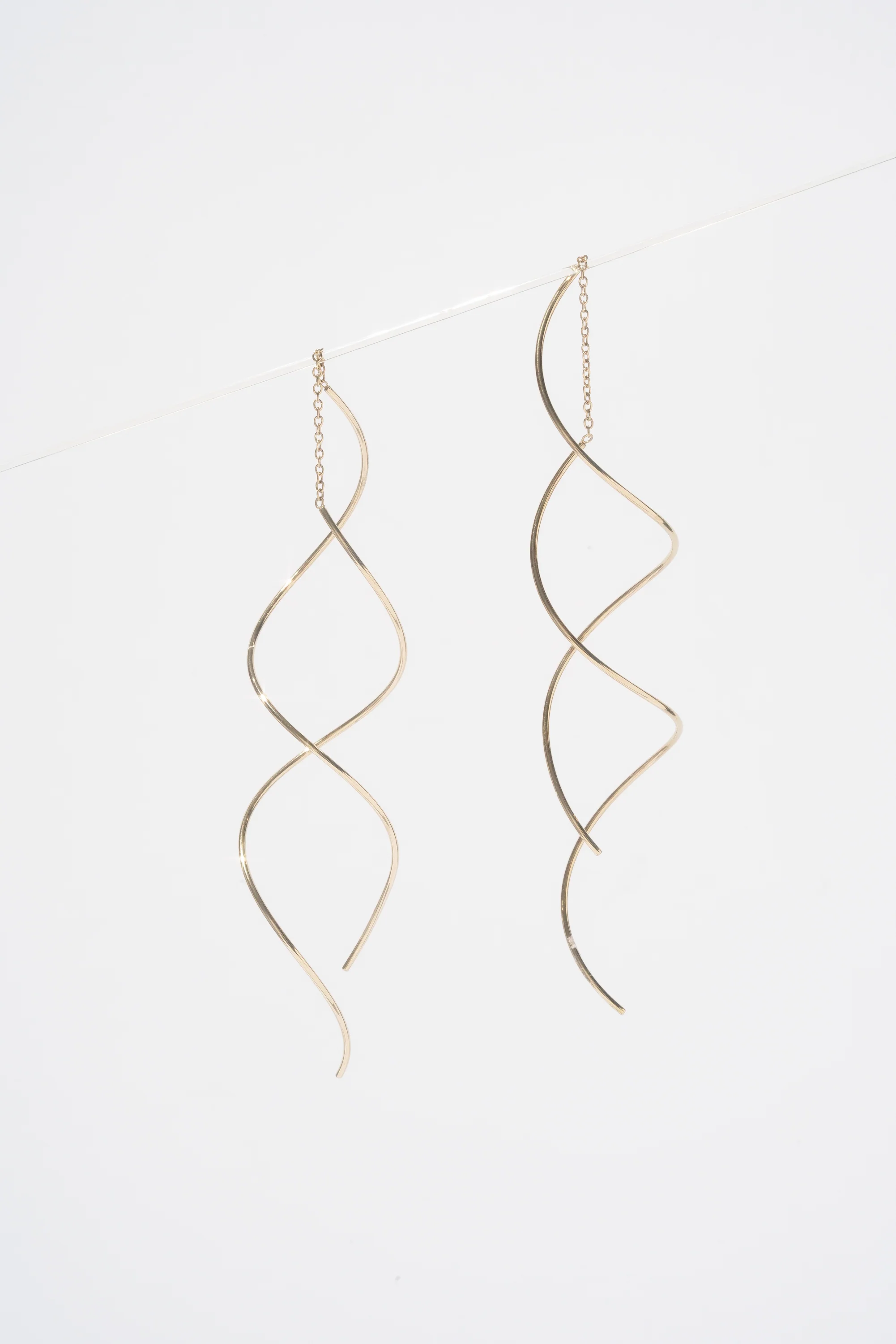 Wavelength Threader Earring (Single) - Image 4